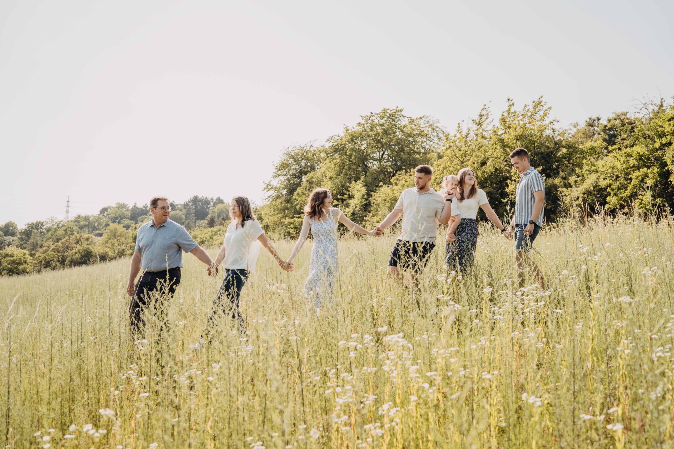 Familie beim Outdoor Shooting in Österreich
